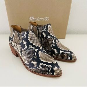Madewell low Chelsea boots snake